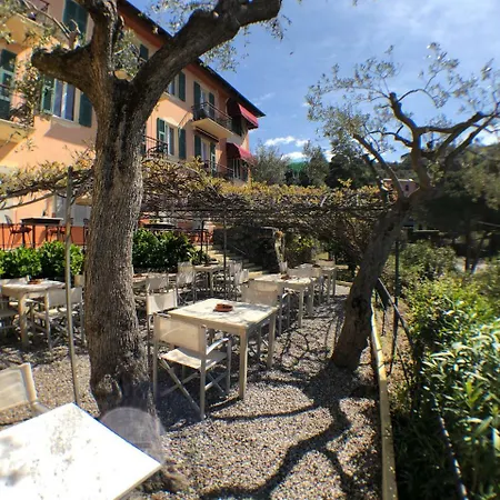 Belvedere Hotel 3*