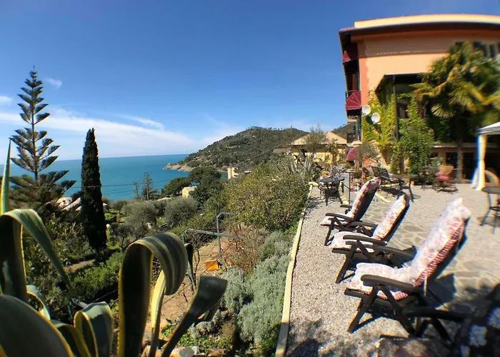 فندق Belvedere 3*