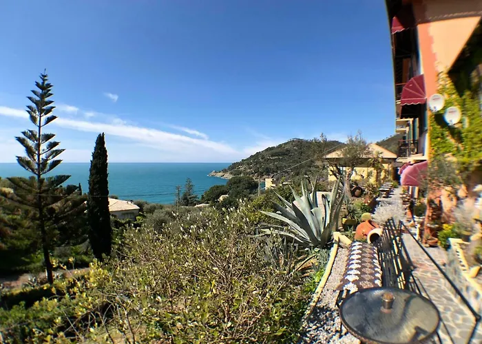 فندق Belvedere 3*